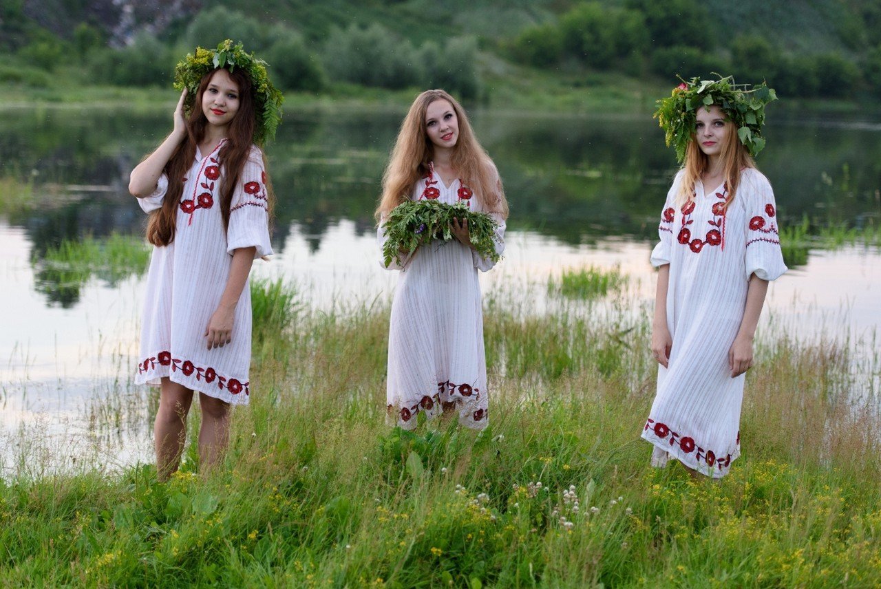 Slavic women in Vilnius