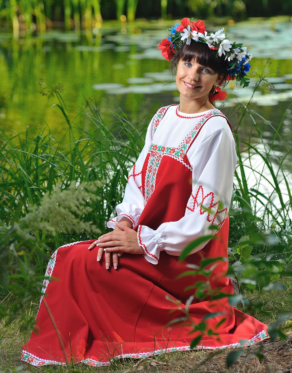 Beautiful girl Girls in Slavic costumes in Vilnius