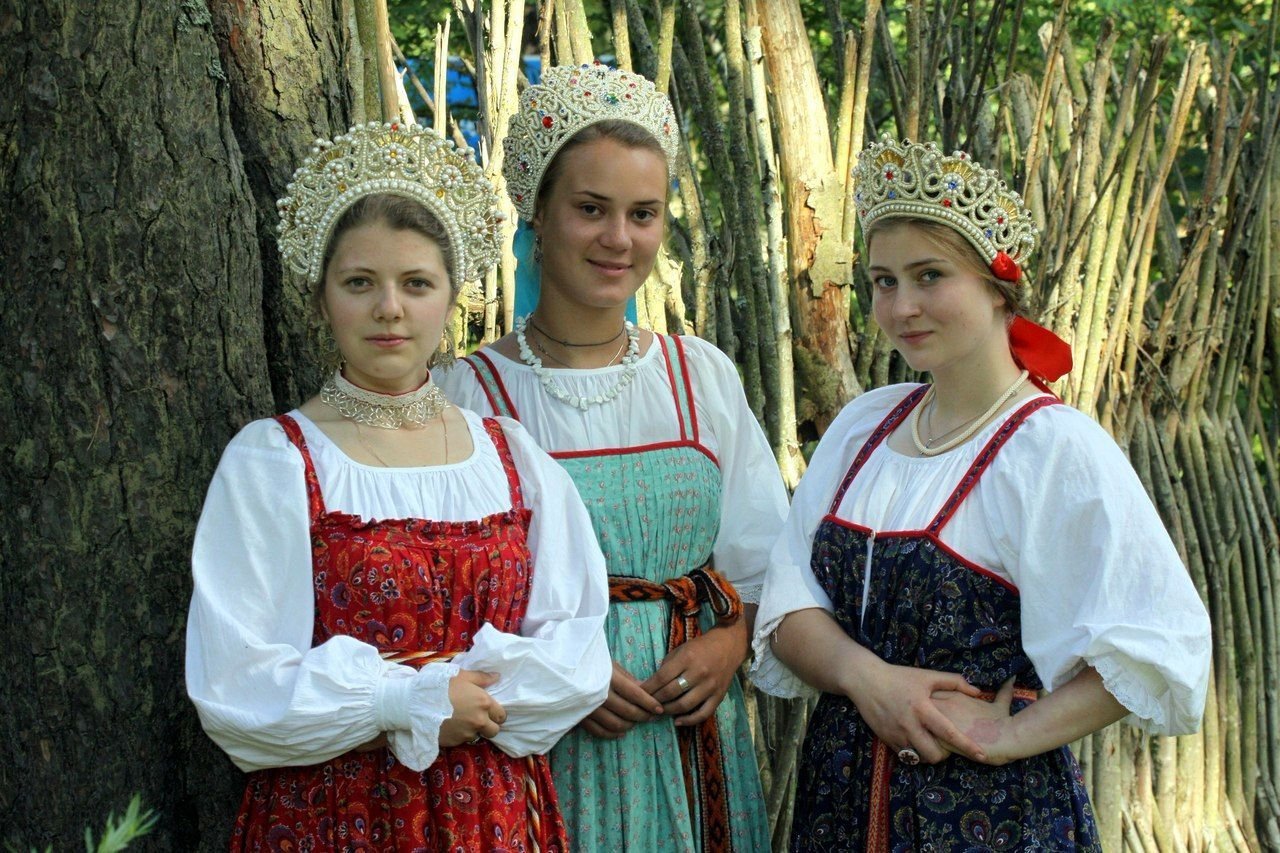 Sexy model Girls in Slavic costumes in Vilnius